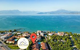 Wolf House - Peschiera Holiday