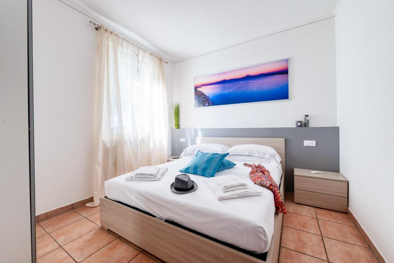 Wolf House - Peschiera Holiday Peschiera del Garda Exterior foto